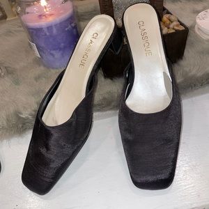 CLASIQUE SHOES